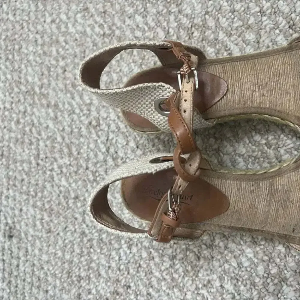 Lucky brand wedge sandals size 11  tan